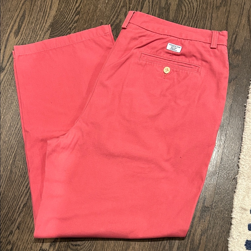 Vineyard Vines chinos